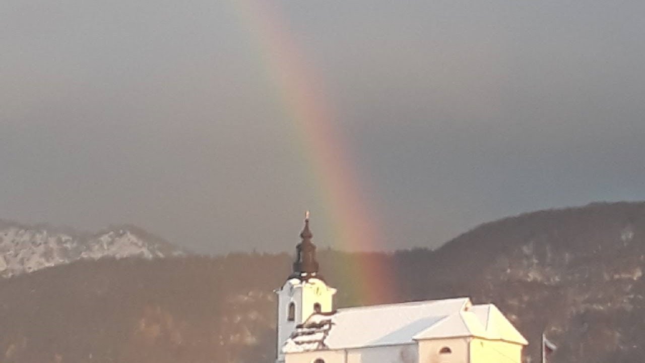 OTROŠKA POLNOČNICA Z BOŽIČNO ZGODBO 24. 12. 2020 ob 17.20