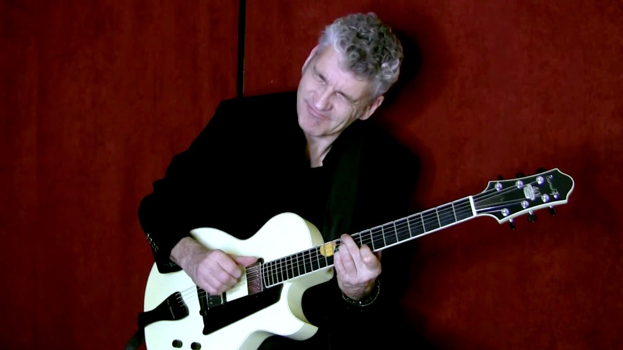 Jazz Guitar: I'll Be Home For Christmas