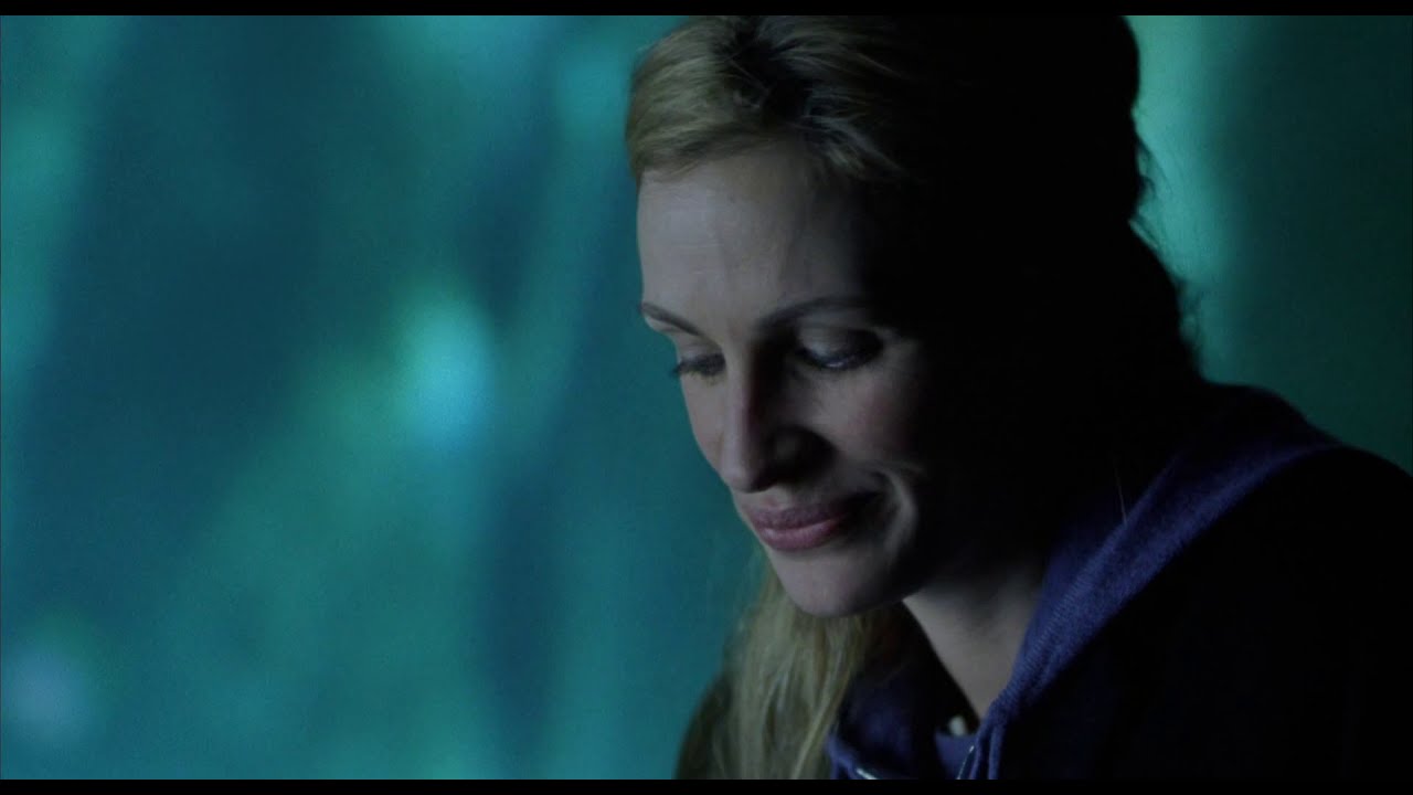 Closer - Aquarium scene