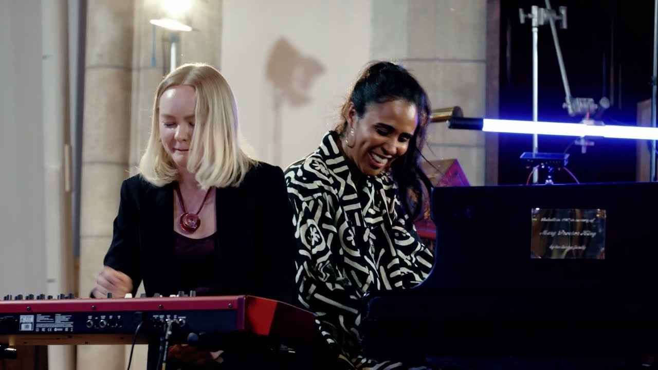 Anastassiya Petrova and Camila Cortina Bello - Yatra-Tá