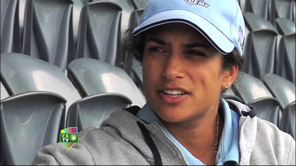 Lisa Sthalekar profile