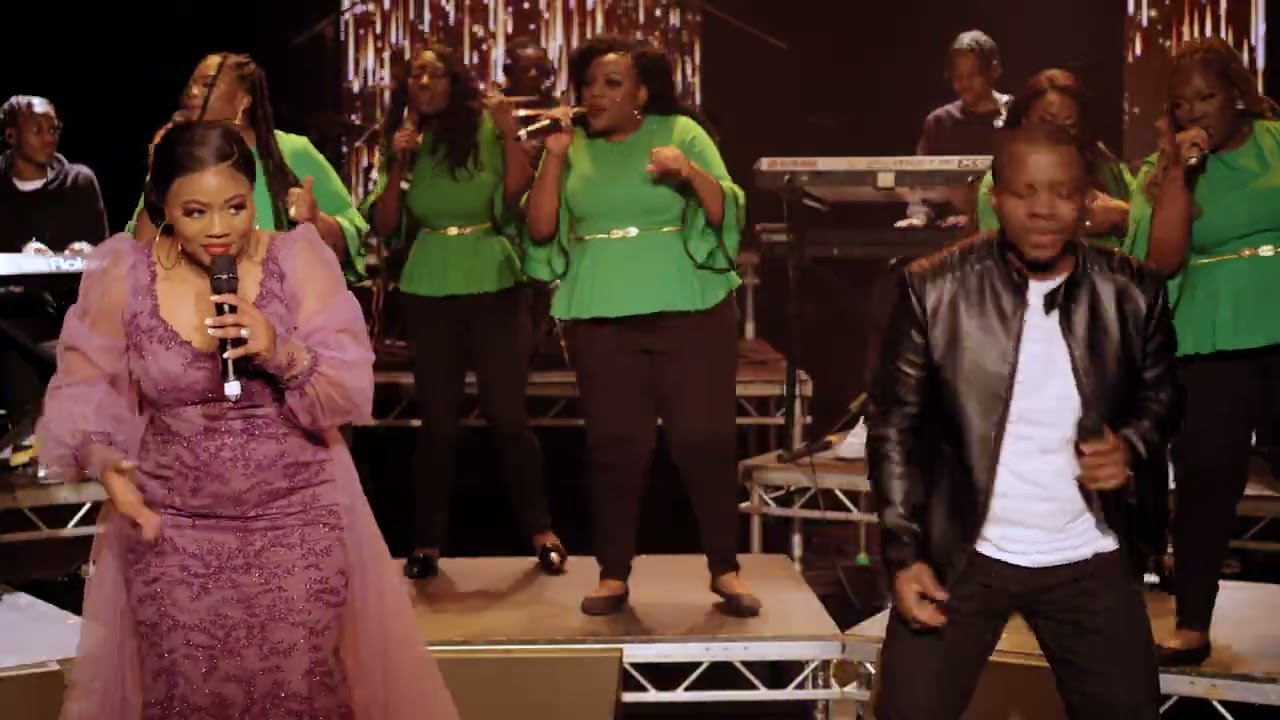 Victory- (I am a Winner)Loveness Mukutirwa featuring Minister Obert Mazivisa (Moment of Worship 2)