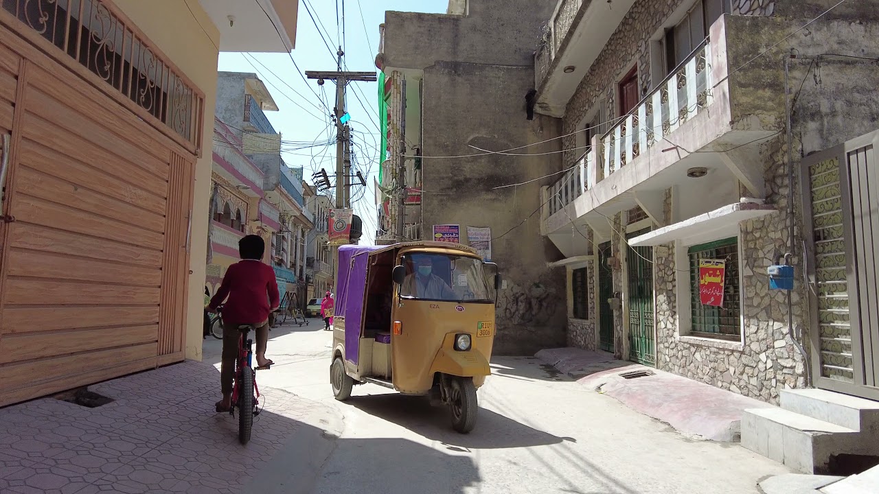 Walking In Streets (Sadiqabad, Rawalpindi) || 4K60 POV Walk || Cars & Bikes, || ASMR || May 1, 2021