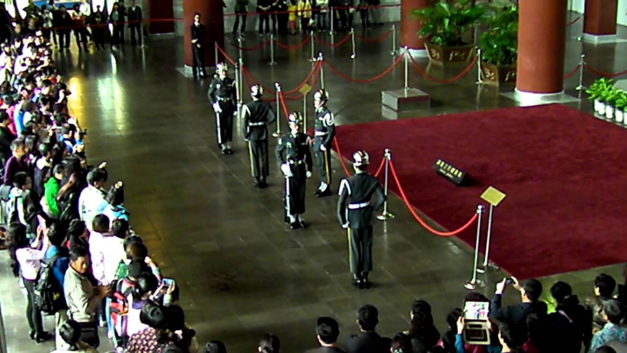 國父紀念館陸軍儀隊交換衛兵儀式