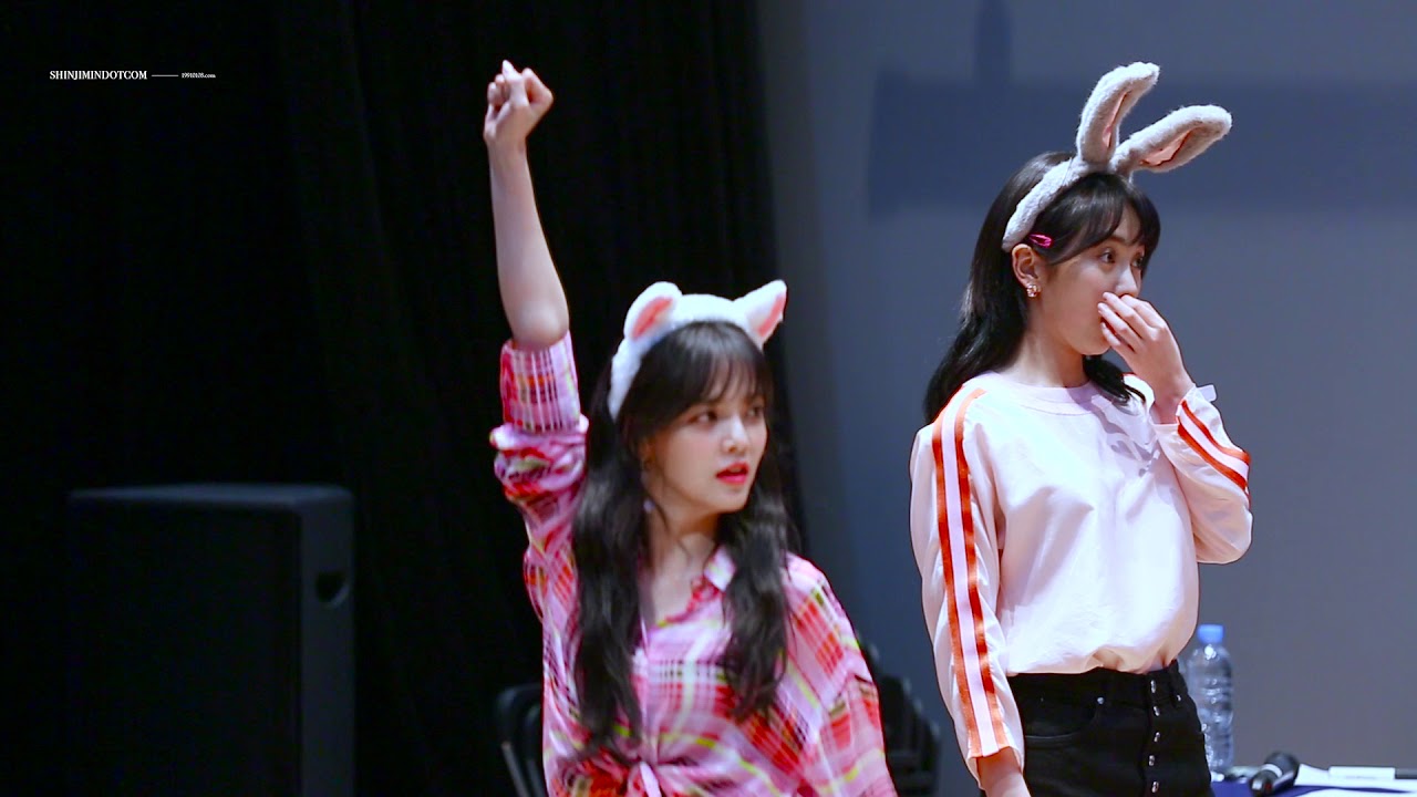 180609 AOA 지민 질투나요 baby - 빙글뱅글 발매기념 홍대 팬사인회