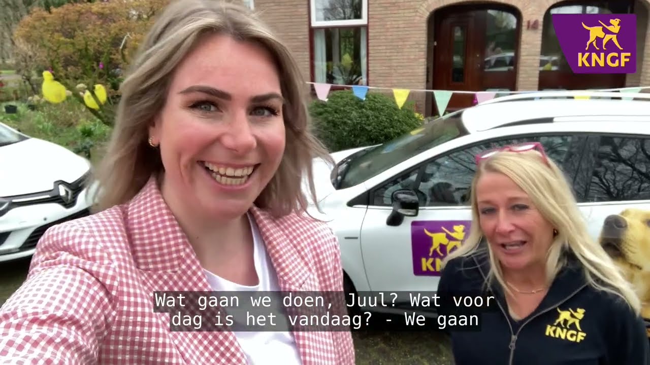 Vlog Mercedes: meekijken bij het uitdelen van een nestje pups
