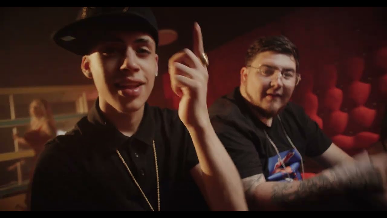Gata Bandolera DVM, Cris Mj Feat. Stars Music Chile
