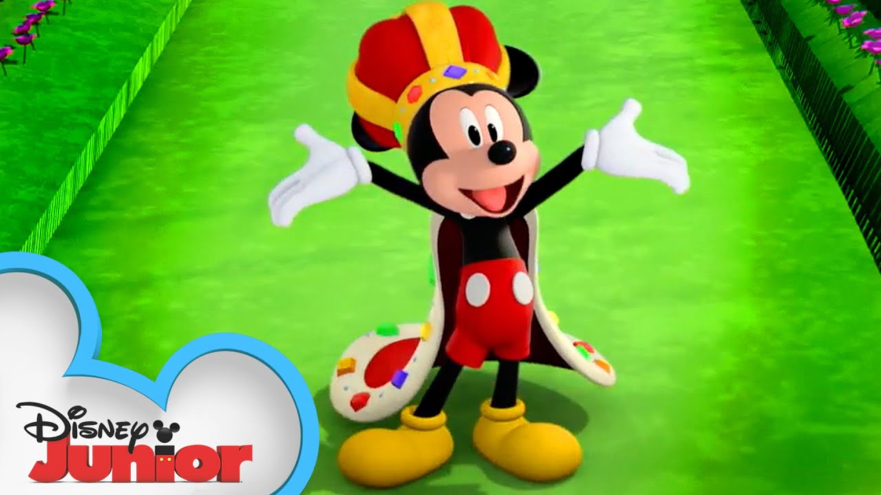 It’s Work to be a King | Mickey Mouse Funhouse | @disneyjr