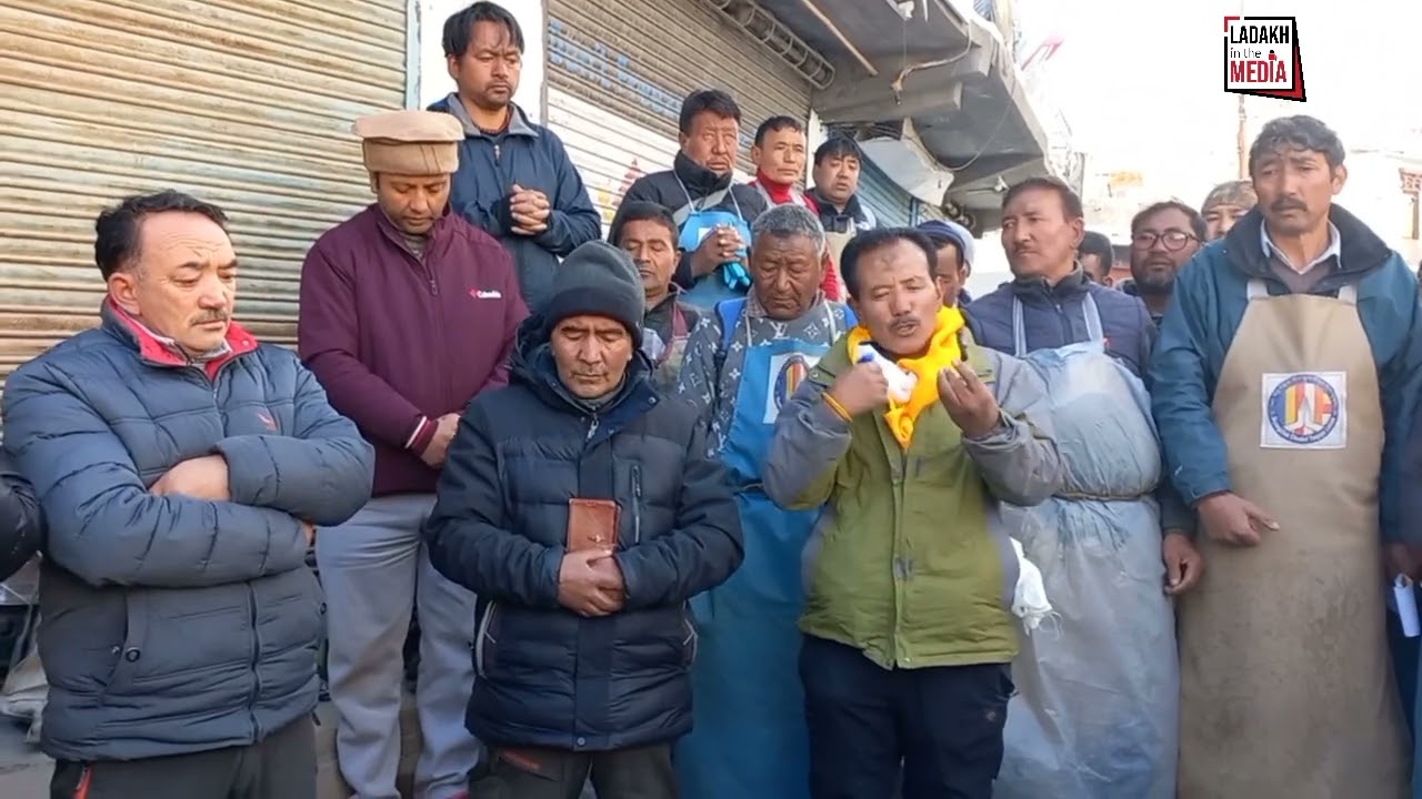Muslim family in Leh offers refreshments to Buddhist gochak devotees