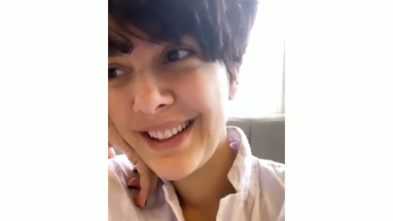 BERGÜZAR KOREL - ESRA RUŞAN eğlenceli storyleri 🎉