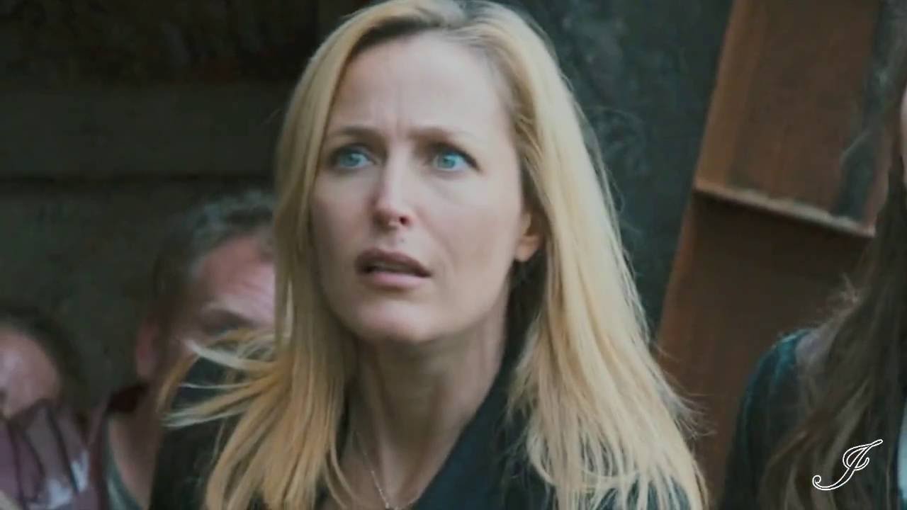Kate Flynn Straight for the castle /Robot Overlords