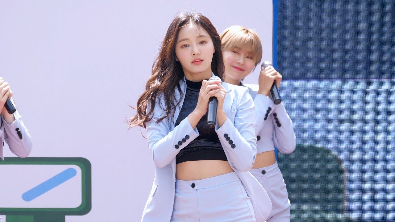 [4K] [180526] 모모랜드 MOMOLAND (연우 Yeonwoo) - 어마어마해 (U클린 콘서트) 직캠/Fancam by PIERCE