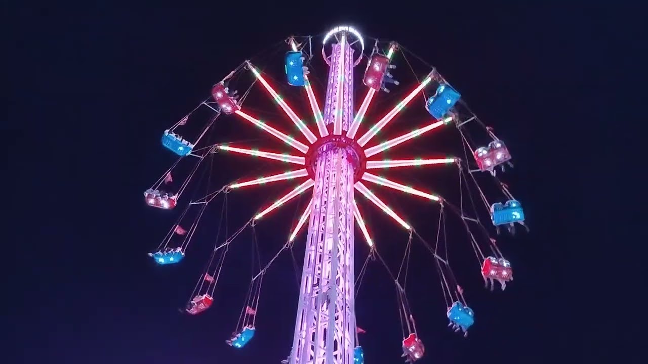 Аттракцион Thunderbird Swing Ride и американские горки Outlaw: взрыв! Нитро, Колосс + гигантские ...