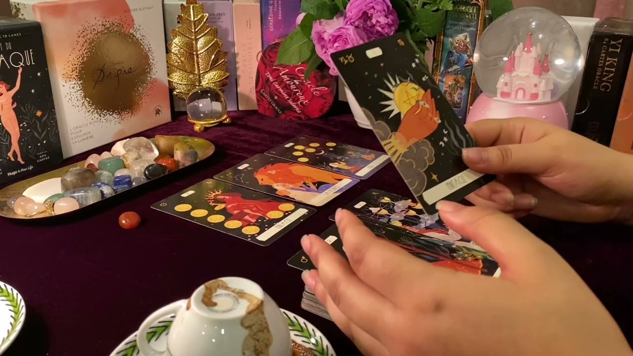 فنجان☕مالقادم لك بشكل عام❤️حسب اسمك