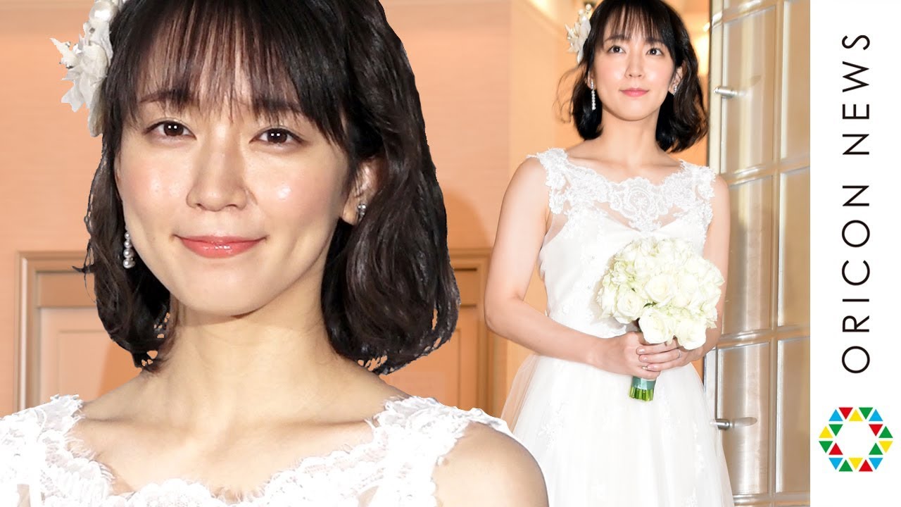 吉岡里帆、ウエディングドレス姿で“理想の結婚式”実演　初めてのブーケトスに満面の笑み　『アールイズ・ウエディング』新CM＆キャンペーン発表会