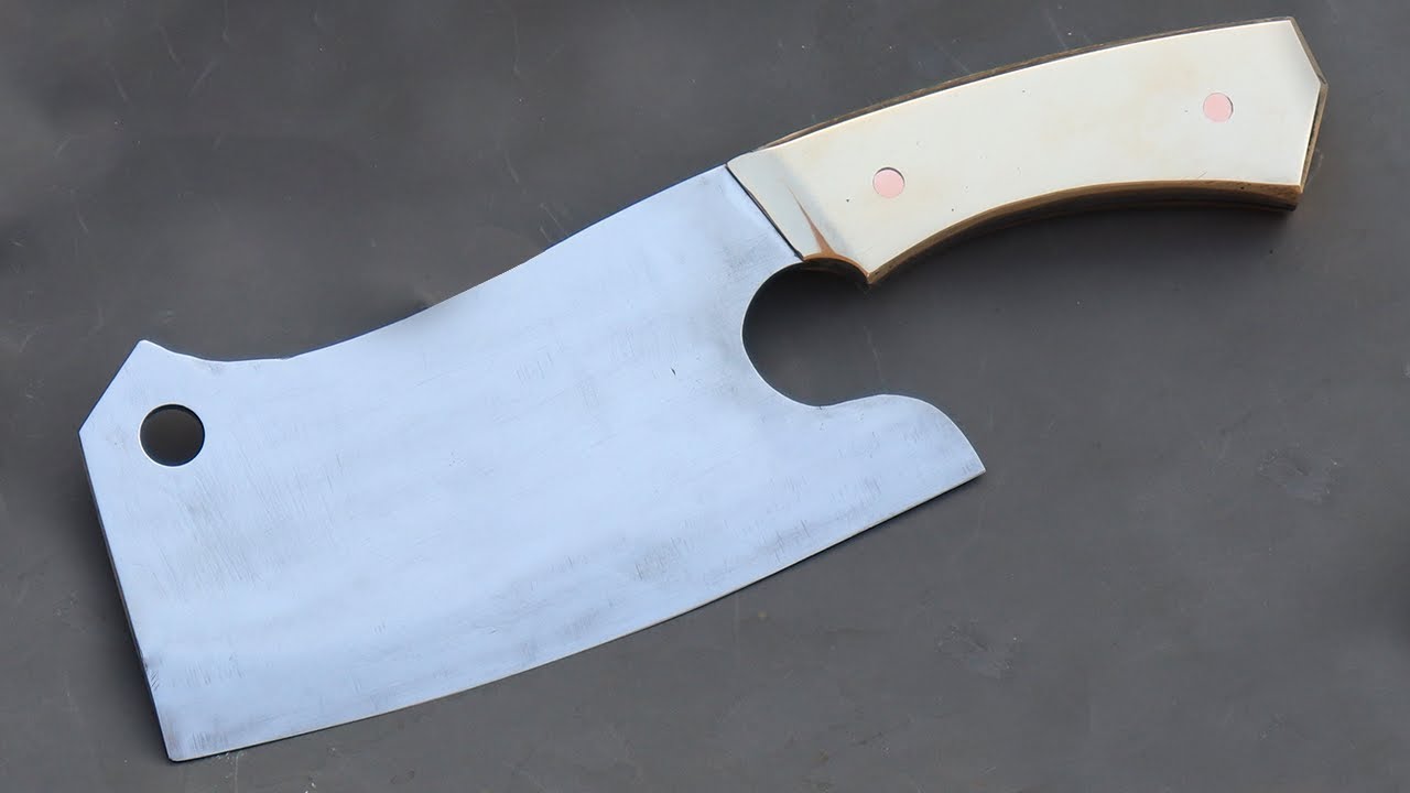 Making Butcher's Cleaver from rusted metal