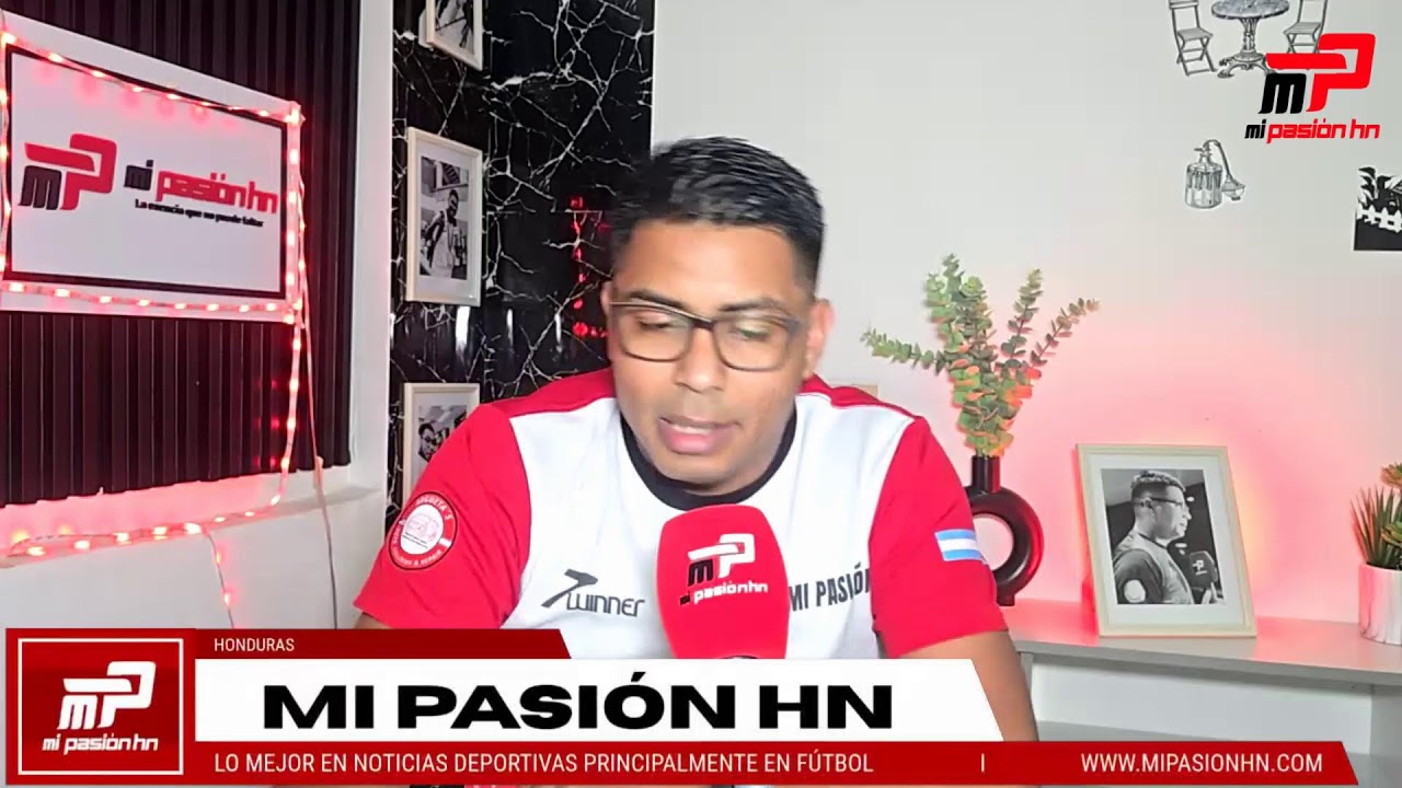Primer debate... debe José Molina solo convocar nueva generación para juego de Honduras ante Perú