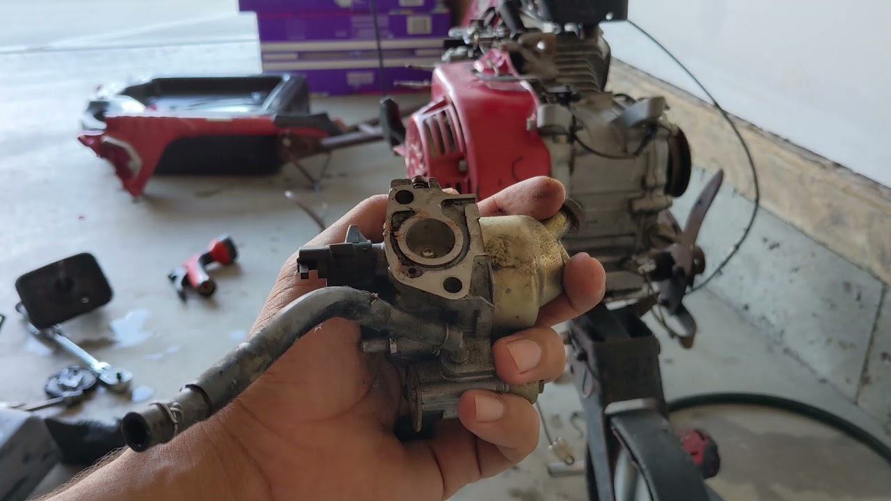 F501 Honda tiller repair, its been sitting since many years and video covers complete repair