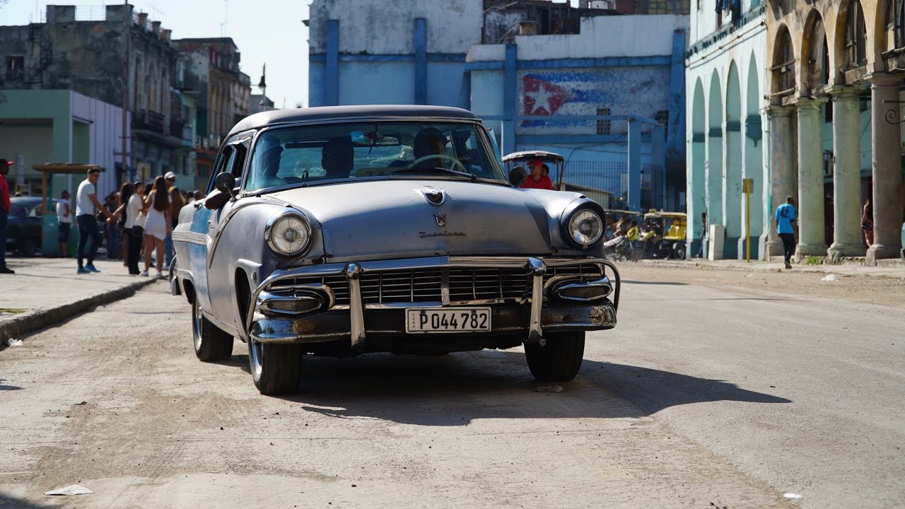 Havana 2017 - casual walk in Cuba