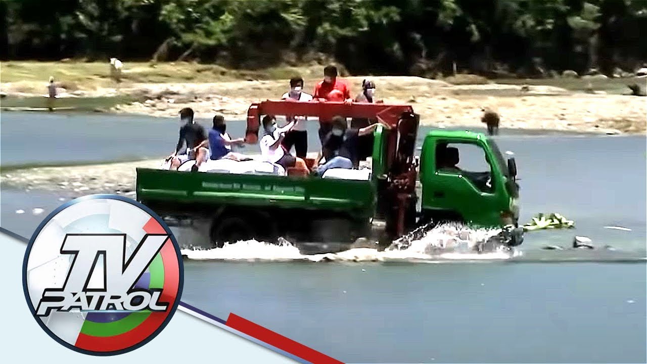 Barangay sa Pio Duran, Albay hinatiran ng tulong | TV Patrol