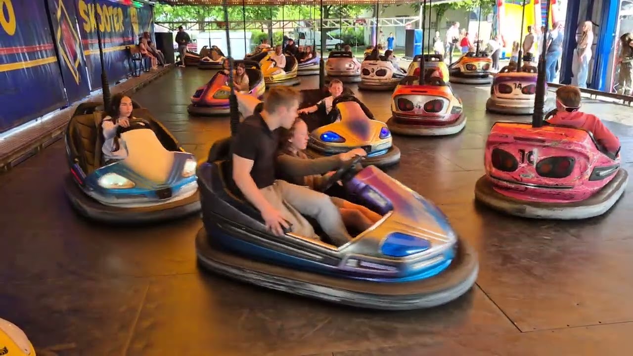 AUTO SCOOTER f&ecirc;te foraine de petiville