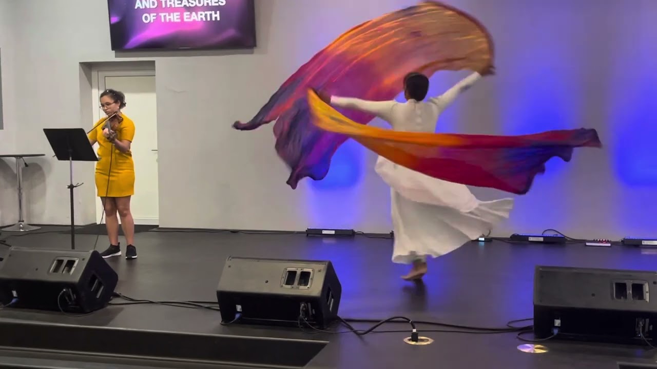 Worship with Flags / Above All with Violinist Bella Corrie in Bermuda