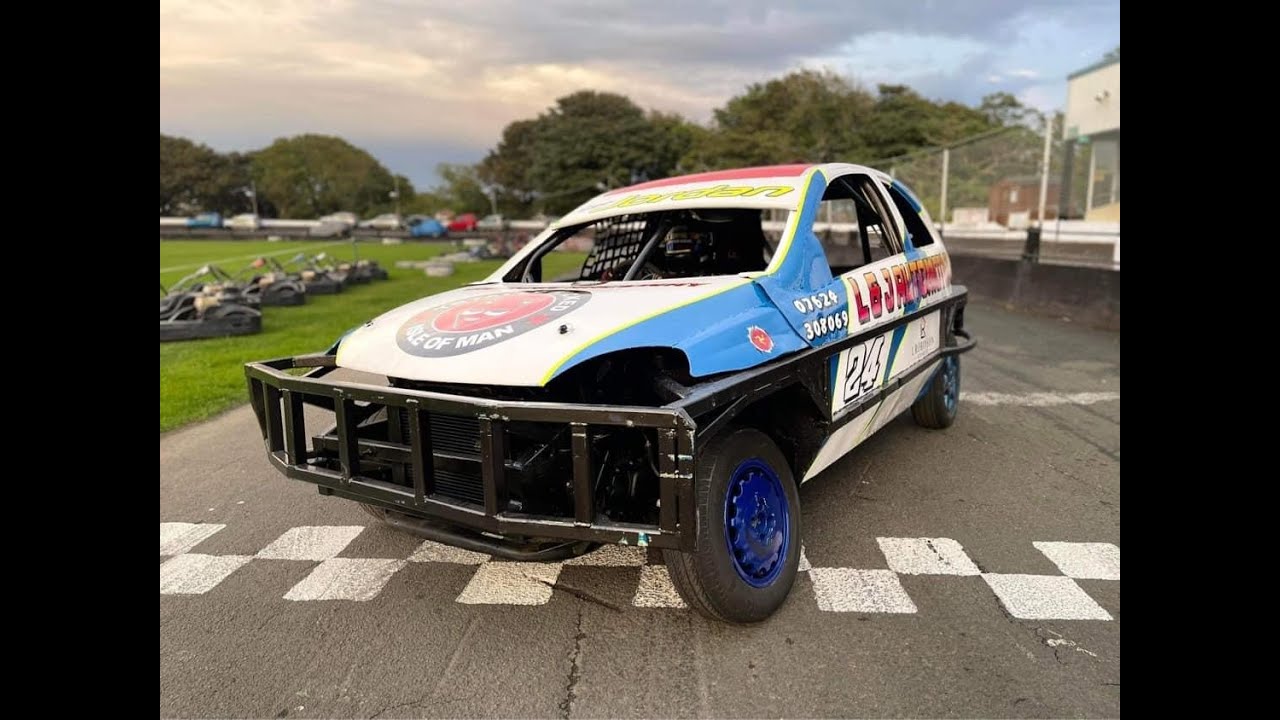 1300 saloons and banger demo Onchan raceway isleofman