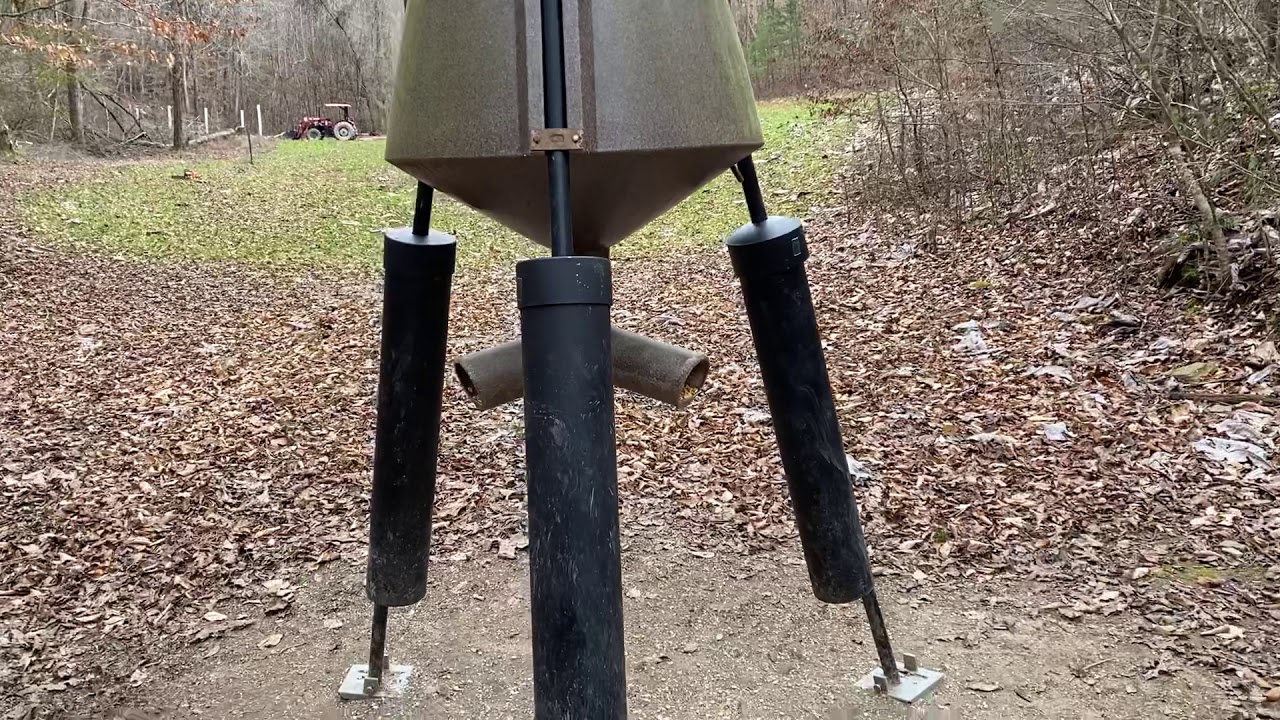 Coon proof deer feeder (10 month follow up)