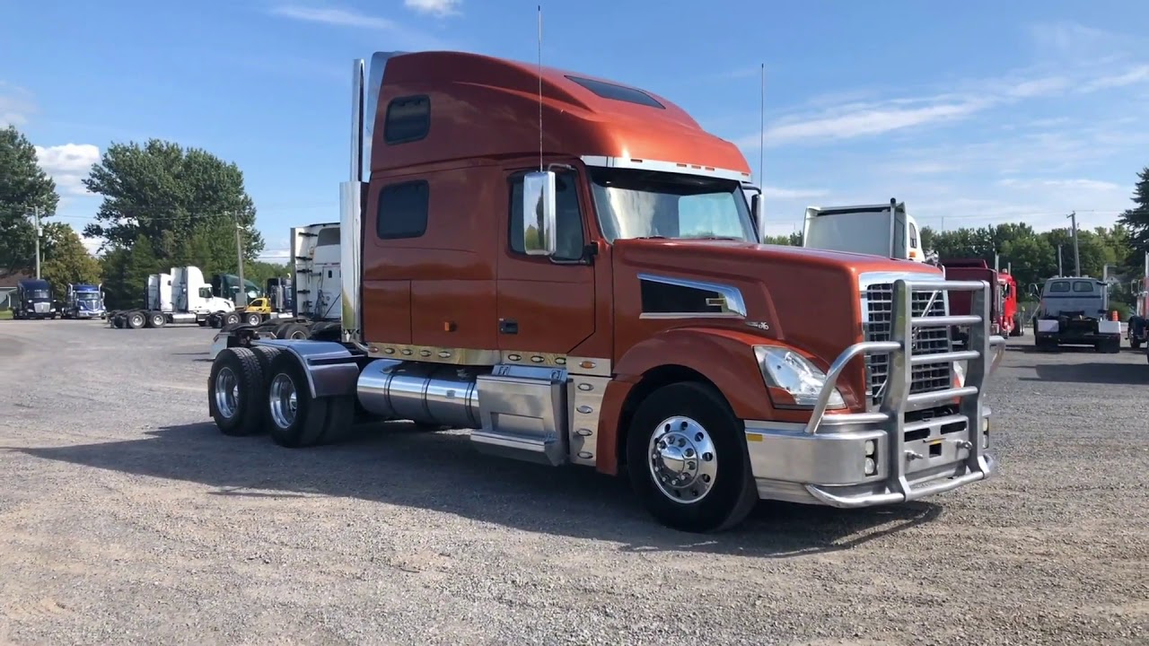 2007 VOLVO VT64T880 For Sale