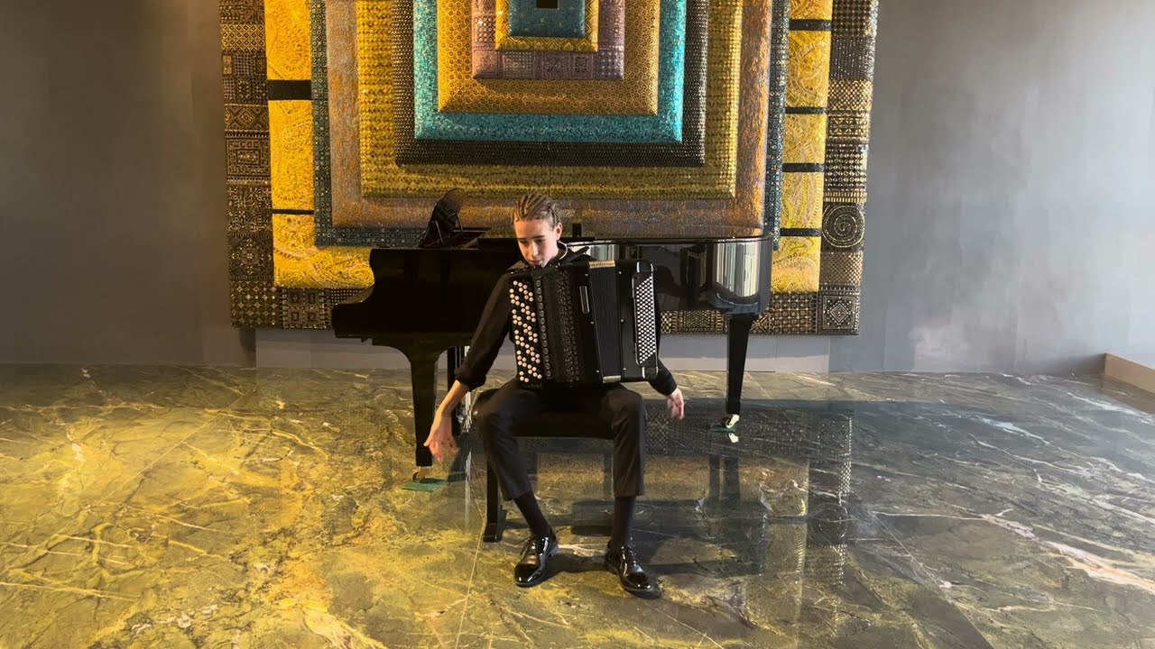 Лосьмаков Михаил, баян, 14 лет