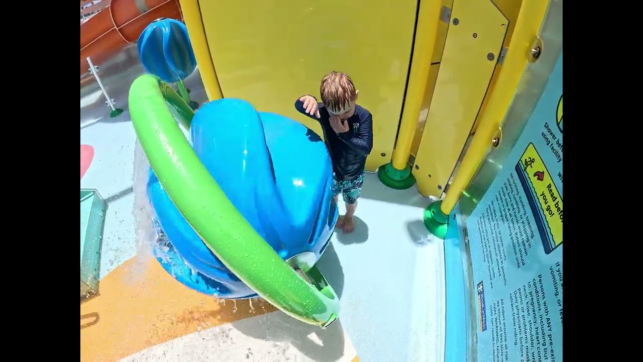 Rhys playing in Splashaway Bay on Oasis of the Seas !