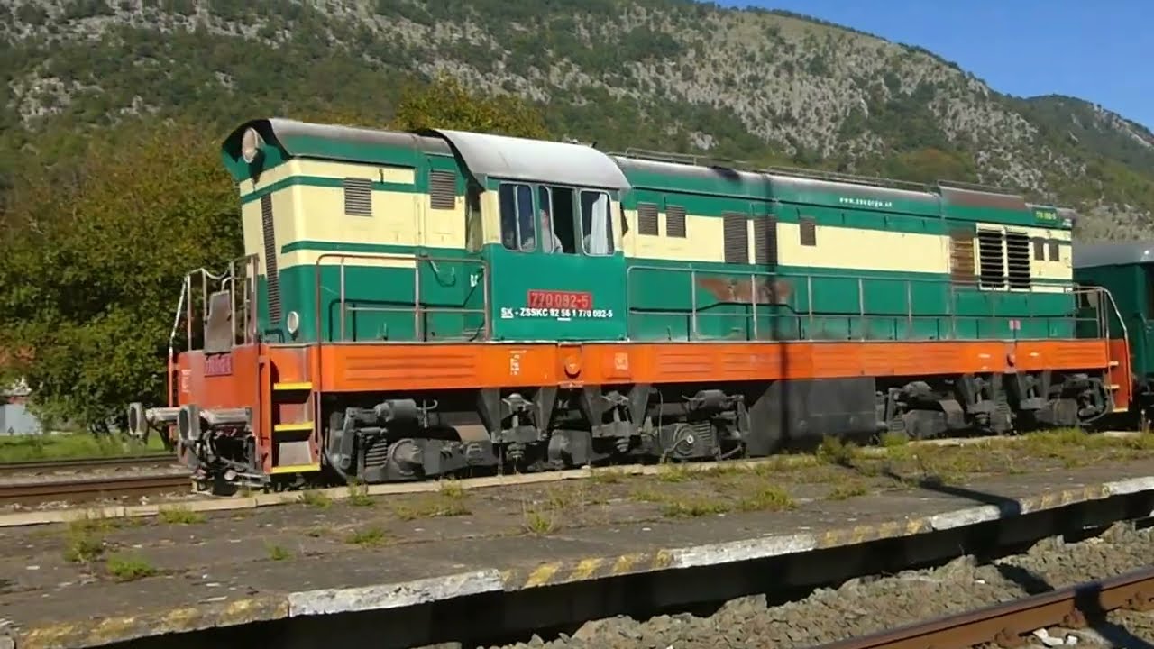 čmeliak 770 092-5 a malý hektor 720 039-7 Rožňava a Slavec jaskyňa, vlečka (770.092 a 720.039)