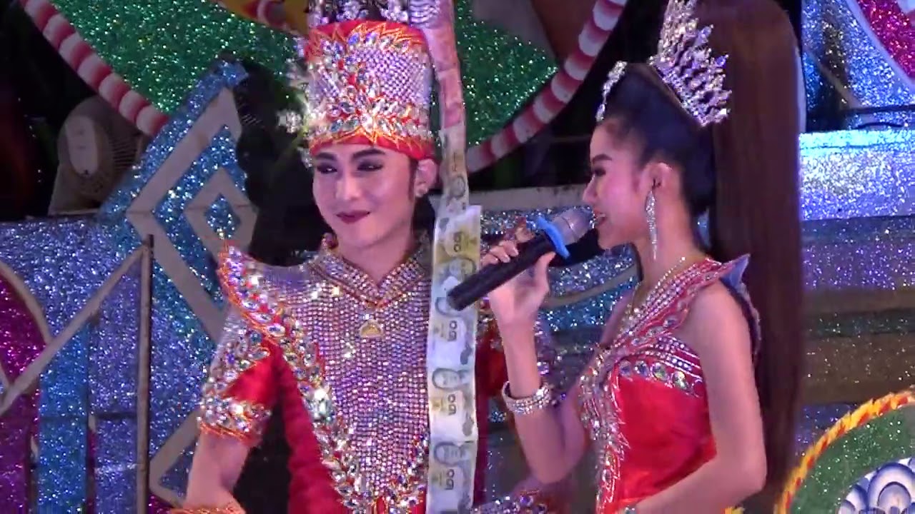 ฮอตดี้  ทวีศักดิ์ ( อำลาวงการ หมอลำ ) เสียดายยิ้มหวานๆๆ