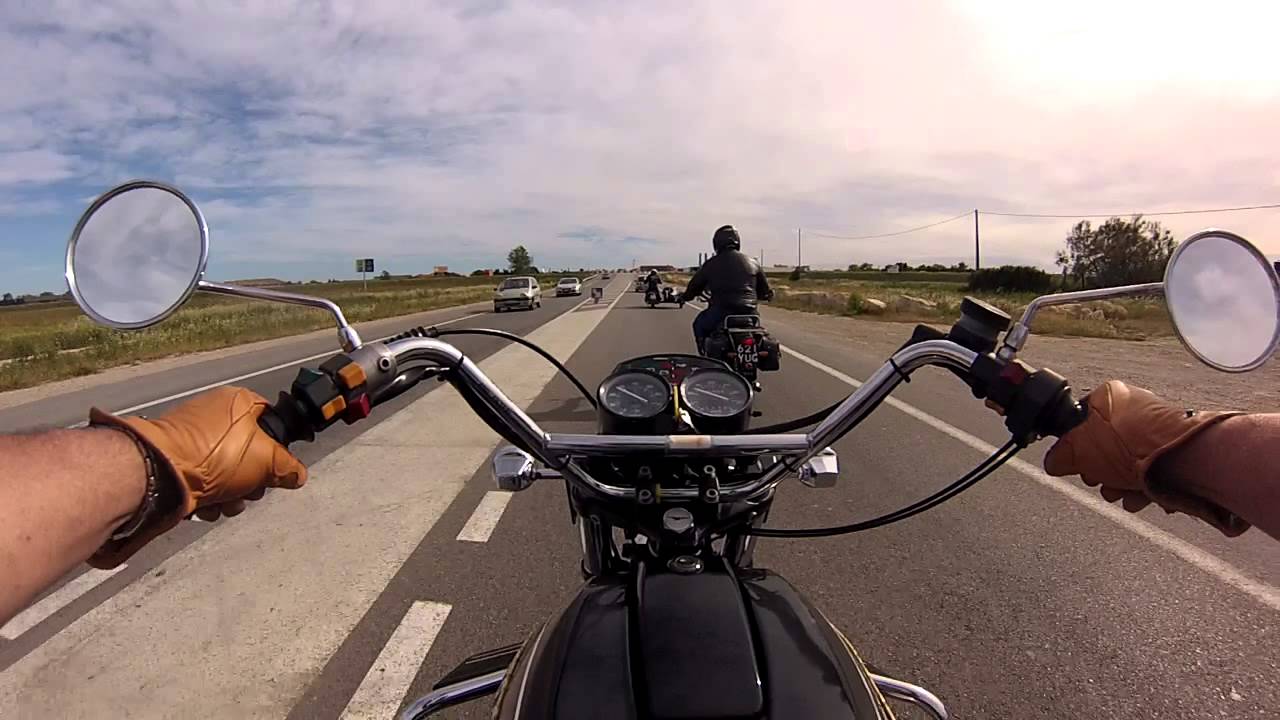 MOTO GUZZI 850-T3 CALIFORNIA / ON THE ROAD AGAIN