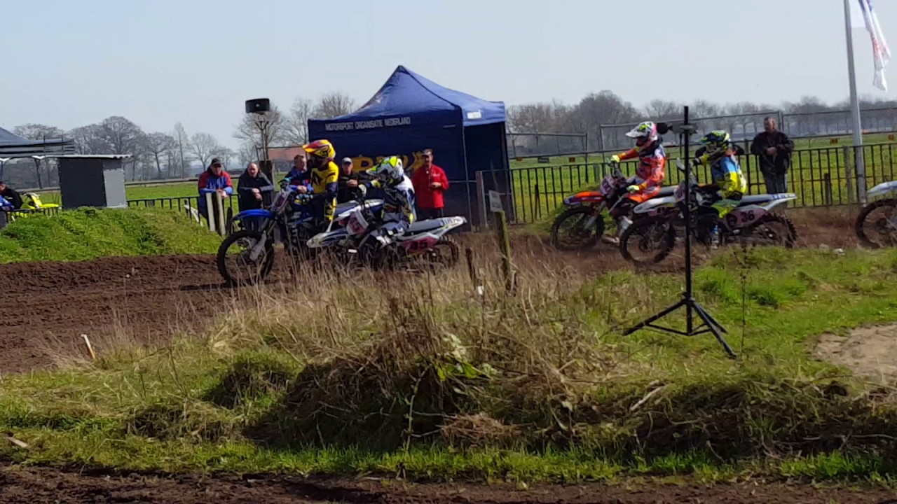 Holeshot Biest-Houtakker Gwenda Haans