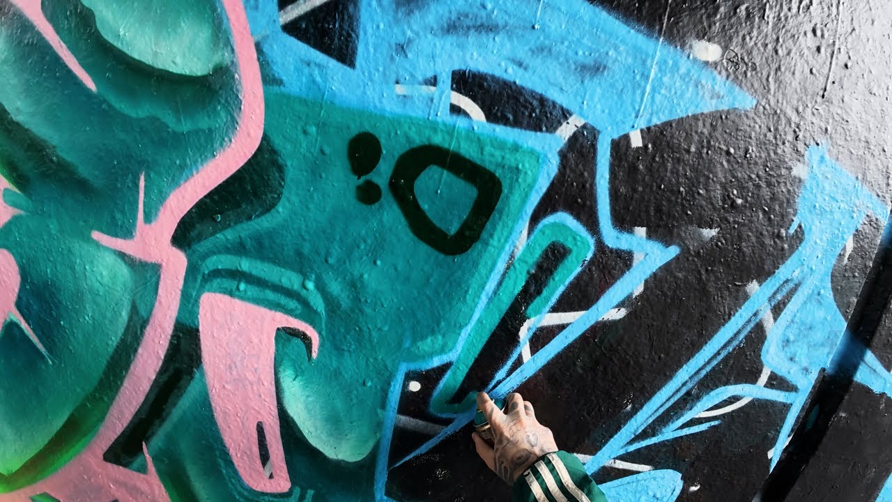 Green And Pink Turbo Mode Graffiti💚🩷