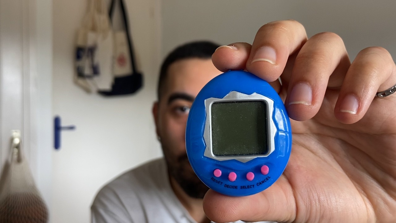 I draw and tap on blue objects (asmr)