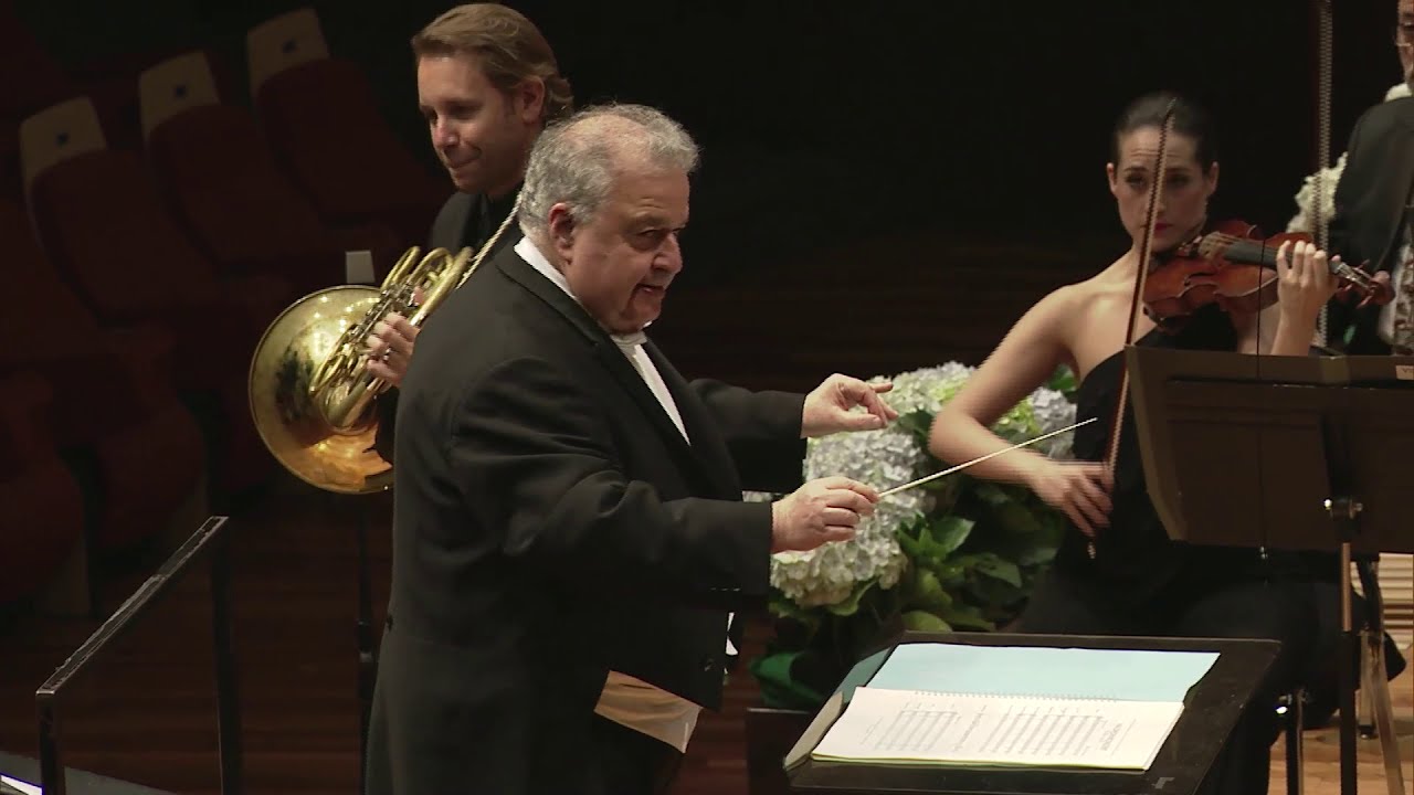 Horn Concerto No. 1 - R.  Strauss, Andrew Bain with Lior Shambadal and Orquesta Sinfónica de Minería