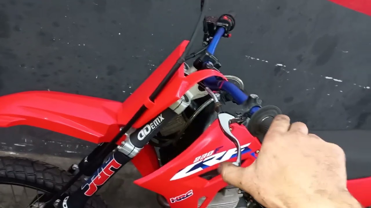 ropa da crf na xre300.quase pronta...parte 3...