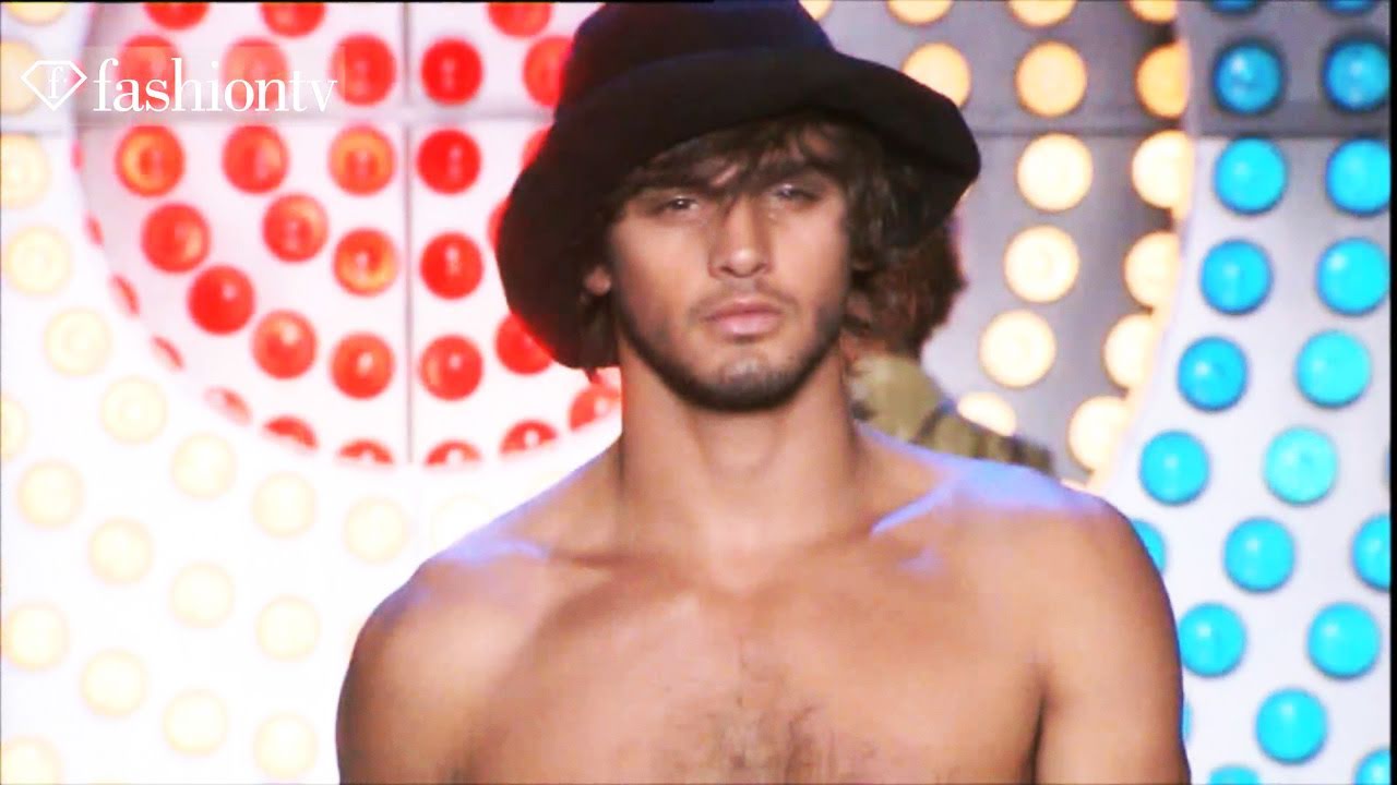 John Galliano Runway Show - Paris Men's Fashion Week Spring 2012 | FashionTV - FTV.com