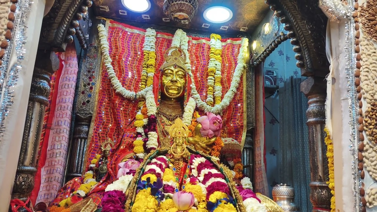 #maa  जय जय माता शीतला... प्रेम से बोलो जय माता की, सारे बोलो जय माता की... #video #videos #bhajan 