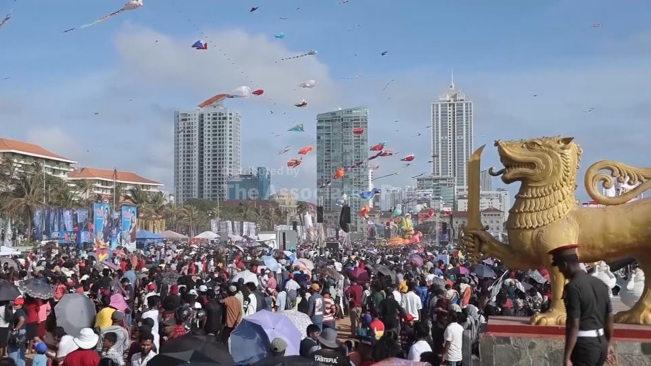 Colorful kites adorn Sri Lanka's capital as Colombo Kite Festival gets underway