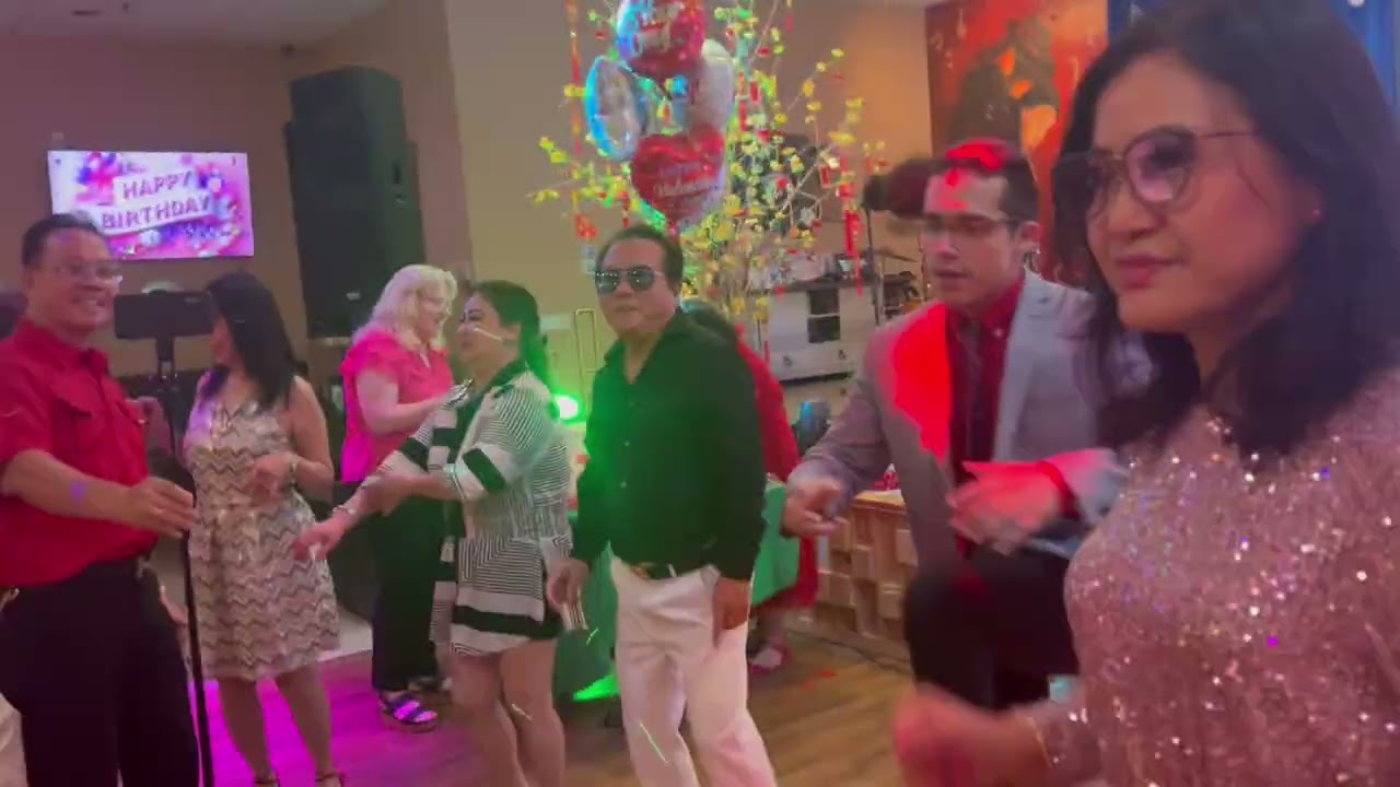 🥰 Dancing By Myseft 🥰🥳