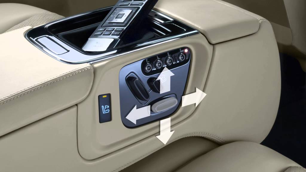 Jaguar XJ | Seat Adjustment
