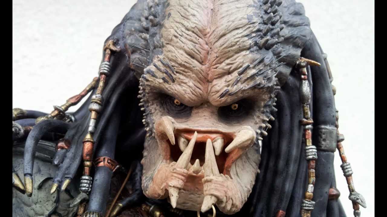 Elder Predator Statue Exclusive Sideshow Collectibles