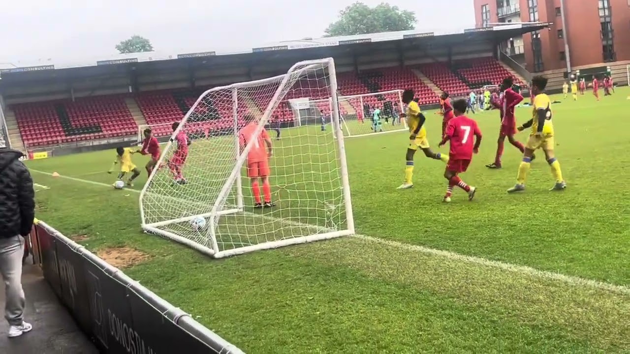 10yrs old JJ Musiala playing for Crystal Palace at Leyton Orient stadium🏟️ 