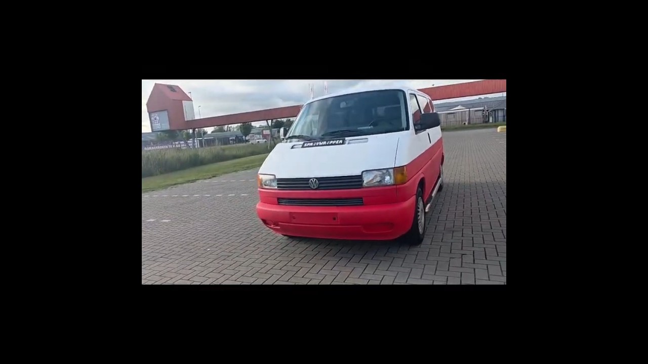 www.spraywrapper.nl - VW Transporter dual tone spraywrap en blinderen te Leeuwarden, Friesland