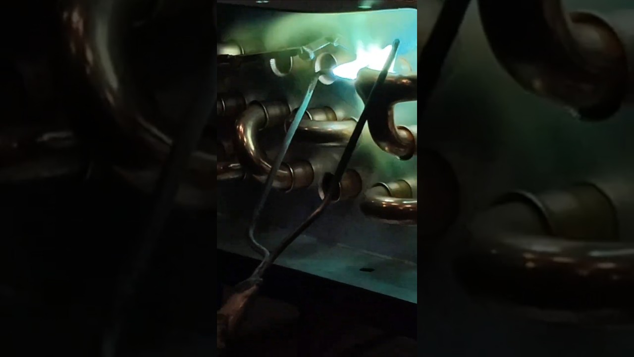 Welding Tips and Tricks double flame brazing #welding #stickwelding #weldingtips #brazing #metal