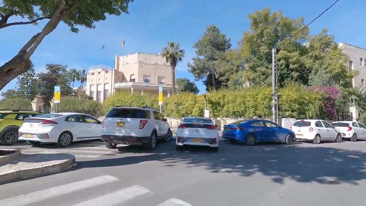 Walking Around Rehavia in Jerusalem