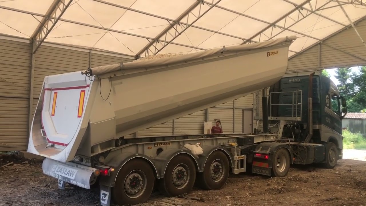 Hala Łukasiuk 15x20 m przygotowanie pod wylewkę 2024